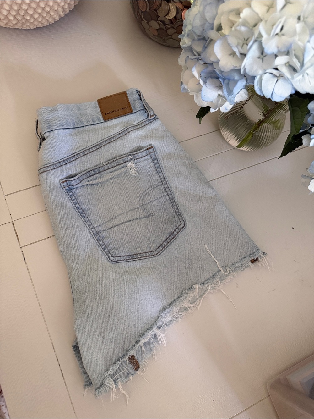 American Eagle Outfitters Faded Light Blue High-Rise Jeans